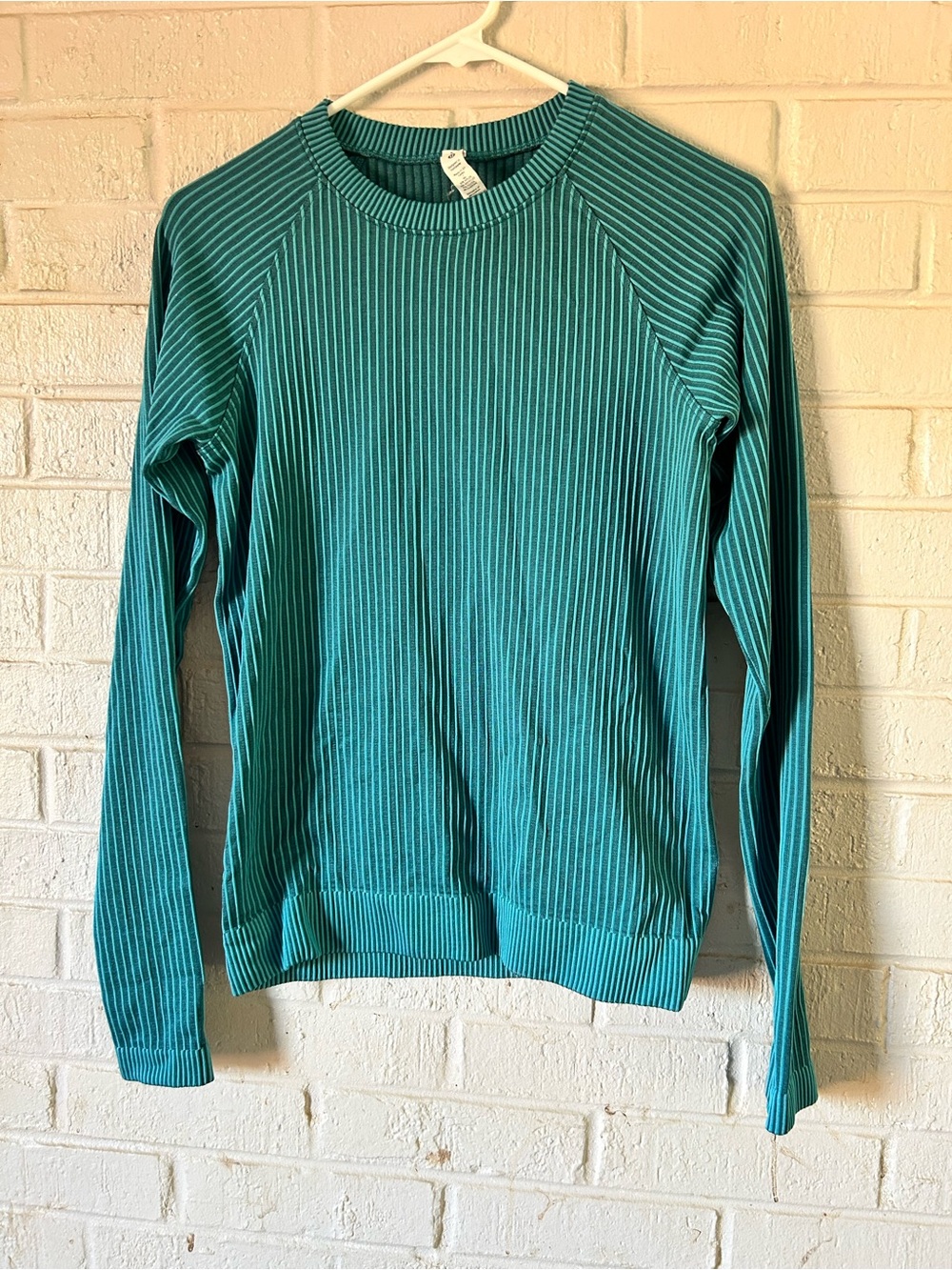 Lululemon Rest Less Variegated Ribbed Pullover Teal Green Women’s Sz 6 Thumbhole